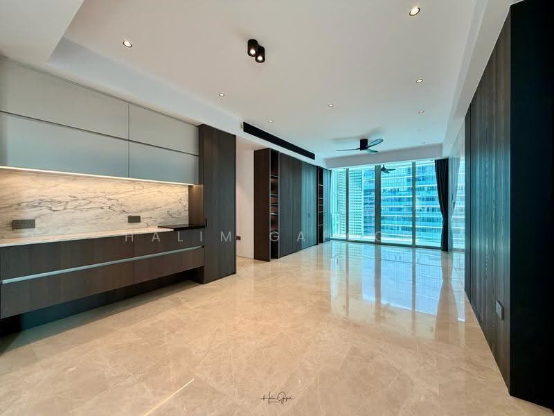 The Vermont On Cairnhill, 12A Cairnhill Rise, Orchard / River Valley, 3 Bedrooms, 1,442 sqft, Apartment For Rent, by Halim Gafoor, 500248672 - Living Room - PropertyGuru.com.sg