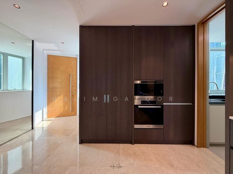 The Vermont On Cairnhill, 12A Cairnhill Rise, Orchard / River Valley, 3 Bedrooms, 1,442 sqft, Apartment For Rent, by Halim Gafoor, 500248672 - Dry Kitchen Appliances - PropertyGuru.com.sg