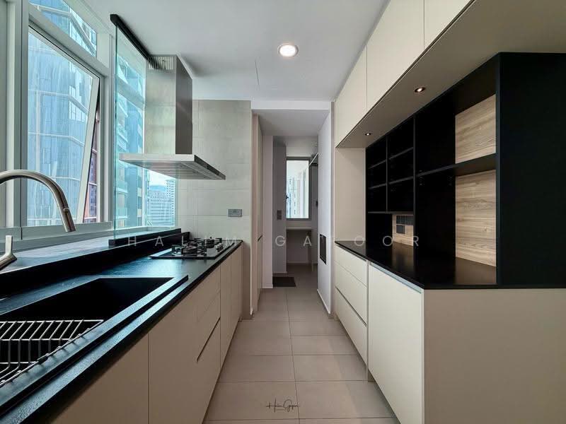 The Vermont On Cairnhill, 12A Cairnhill Rise, Orchard / River Valley, 3 Bedrooms, 1,442 sqft, Apartment For Rent, by Halim Gafoor, 500248672 - Kitchen - PropertyGuru.com.sg