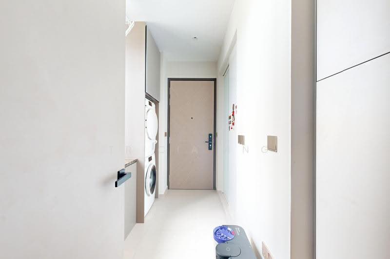 Perfect Ten, 323 Bukit Timah Road, Tanglin / Holland / Bukit Timah, 3 Bedrooms, 1,281 sqft, Condominium For Sale, by Tricia Ang, 500248673 - Entrance - PropertyGuru.com.sg