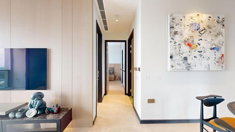Perfect Ten, 323 Bukit Timah Road, Tanglin / Holland / Bukit Timah, 3 Bedrooms, 1,281 sqft, Condominium For Sale, by Tricia Ang, 500248673 - Corridor - PropertyGuru.com.sg