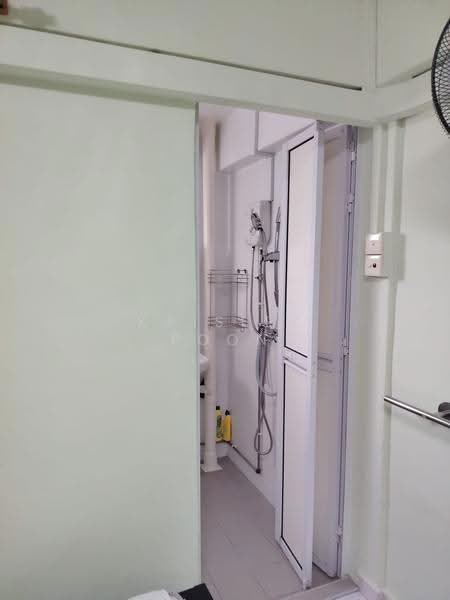 502 Ang Mo Kio Avenue 5, 502 Ang Mo Kio Avenue 5, Ang Mo Kio / Bishan / Thomson, Room Rental, 130 sqft, HDB Flat For Rent, by Kaisley Poon, 500248697 - Bathroom - PropertyGuru.com.sg