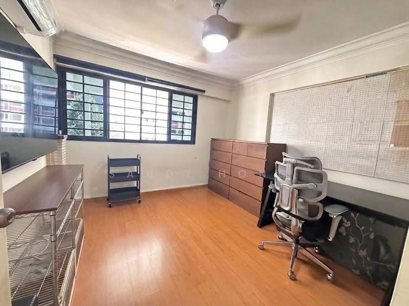 405 Jurong West Street 42, 405 Jurong West Street 42, Boon Lay / Jurong / Tuas, 4 Bedrooms, 1,614 sqft, HDB Flat For Sale, by Sandy Hong, 500248698 - Study - PropertyGuru.com.sg