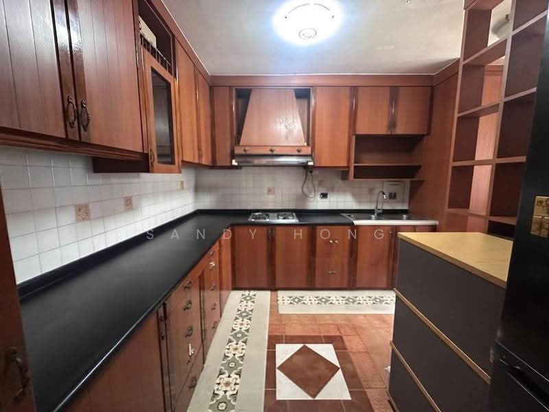 405 Jurong West Street 42, 405 Jurong West Street 42, Boon Lay / Jurong / Tuas, 4 Bedrooms, 1,614 sqft, HDB Flat For Sale, by Sandy Hong, 500248698 - Kitchen - PropertyGuru.com.sg
