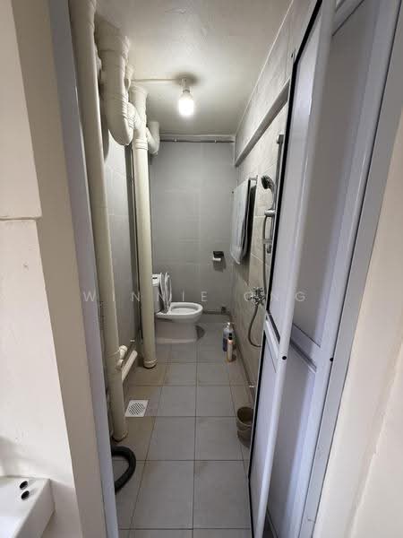 51 Circuit Road, 51 Circuit Road, Macpherson / Potong Pasir, 1 Bedroom, 452 sqft, HDB Flat For Sale, by Winnie Ong, 500248708 - Bathroom - PropertyGuru.com.sg