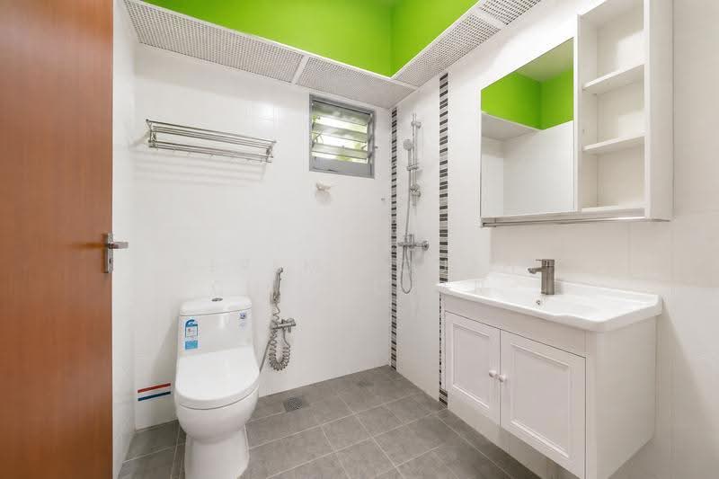 615C Edgefield Plains, 615C Edgefield Plains, Hougang / Punggol / Sengkang, 3 Bedrooms, 1,033 sqft, HDB Flat For Sale, by Jeremy Quah Chen Cher, 500248710 - Bathroom - PropertyGuru.com.sg