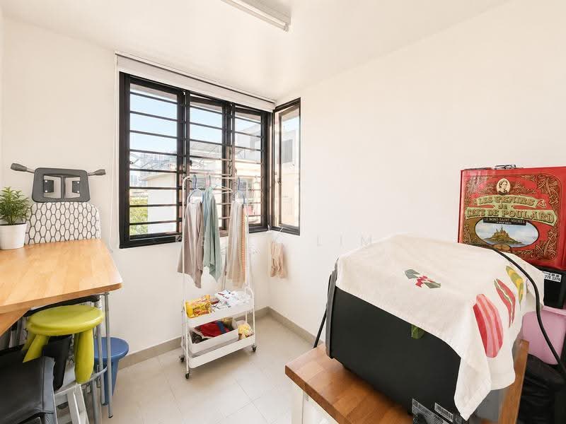 108 Commonwealth Crescent, 108 Commonwealth Crescent, Alexandra / Commonwealth, 2 Bedrooms, 646 sqft, HDB Flat For Sale, by Kelly Lim, 500248716 - Utility Room - PropertyGuru.com.sg