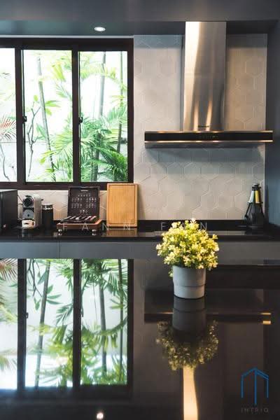 Freehold Corner Terrace within 1km Methodist and Maris Stella, Upper Paya Lebar Road, Paya Lebar Cresent, Lor Ah Soo, Tai Keng Gardens, Hougang / Punggol / Sengkang, 5 Bedrooms, 3,700 sqft, Corner Terrace For Sale, by Fann Fan, 500248717 - Kitchen - PropertyGuru.com.sg