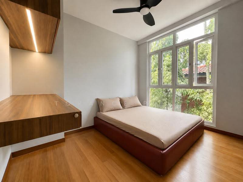 Palm Grove Regency, 12C Palm Grove Avenue, Hougang / Punggol / Sengkang, 6 Bedrooms, 2,863 sqft, Terraced House For Sale, by Torance Paul, 500248727 - Bedroom - PropertyGuru.com.sg
