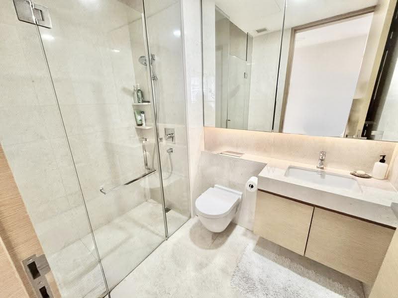 Urban Suites @ Hullet Road, 1 Hullet Road, Orchard / River Valley, 4 Bedrooms, 2,002 sqft, Condominium For Sale, by Esther Low, 500248731 - Bathroom - PropertyGuru.com.sg