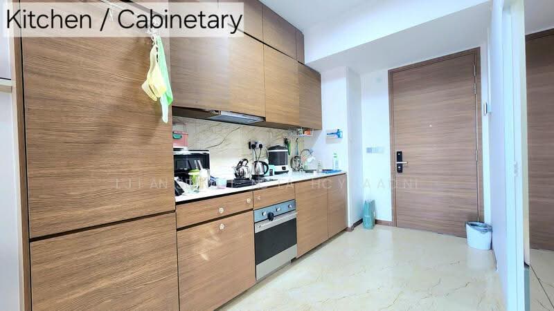 Queens Peak, 3 Dundee Road, Alexandra / Commonwealth, 2 Bedrooms, 495 sqft, Condominium For Sale, by Linda Cahyadi, 500248732 - Kitchen - PropertyGuru.com.sg