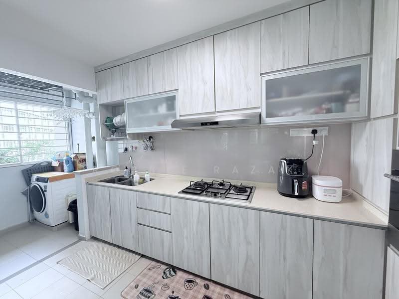 802A Keat Hong Close, 802A Keat Hong Close, Dairy Farm / Bukit Panjang / Choa Chu Kang, 3 Bedrooms, 1,216 sqft, HDB Flat For Sale, by Robbie Razak, 500248737 - PropertyGuru.com.sg