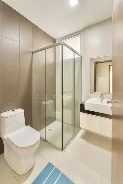 Blu Coral Condo, 127 Lorong L Telok Kurau, East Coast / Marine Parade, 3 Bedrooms, 2,033 sqft, Condominium For Sale, by Esther Low, 500248745 - Bathroom - PropertyGuru.com.sg