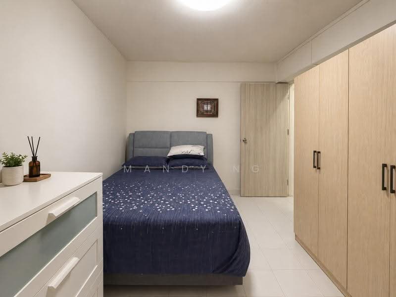 11 Holland Drive, 11 Holland Drive, Tanglin / Holland / Bukit Timah, 2 Bedrooms, 700 sqft, HDB Flat For Sale, by Mandy Ng, 500248749 - Bedroom - PropertyGuru.com.sg