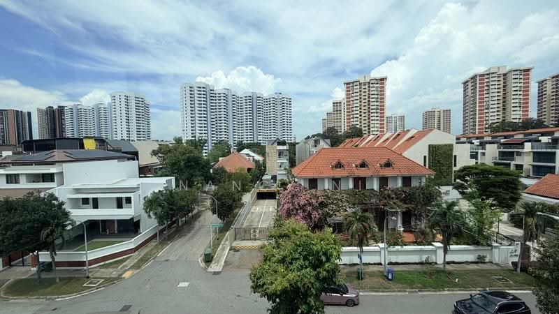 East Coast Avenue, East Coast Avenue, East Coast / Marine Parade, 5 Bedrooms, 4,928 sqft, Terraced House For Rent, by Nancy Ni, 500248759 - Exterior - PropertyGuru.com.sg