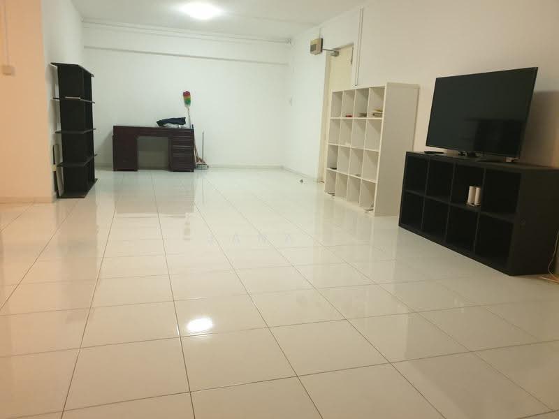 510 Pasir Ris Street 52, 510 Pasir Ris Street 52, Pasir Ris / Tampines, 4 Bedrooms, 1,572 sqft, HDB Flat For Sale, by Jana ., 500248761 - Living Room - PropertyGuru.com.sg