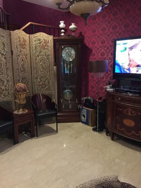 Gerald Residences, Gerald Crescent, Seletar / Yio Chu Kang, 5 Bedrooms, 3,025 sqft, Terraced House For Sale, by Phyllis Liew, 500248783 - Living Room - PropertyGuru.com.sg