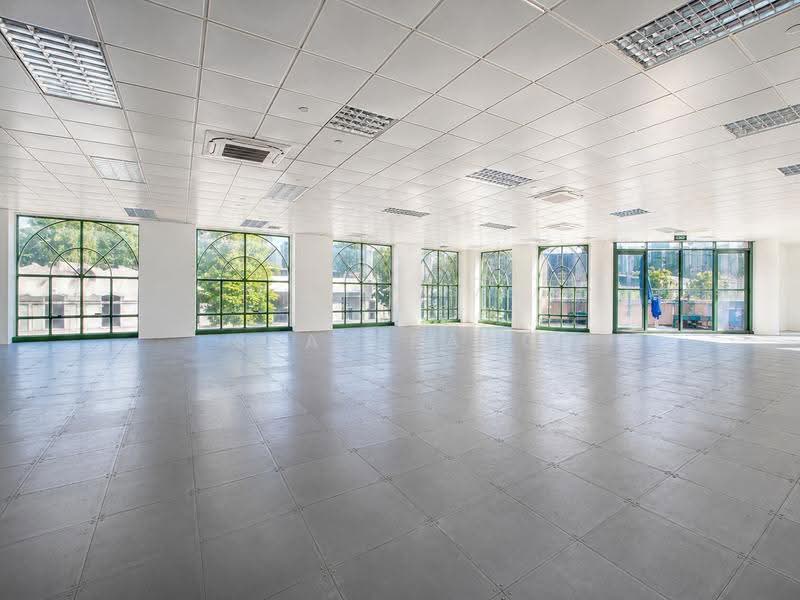 High Ceiling Office/Aesthetic Clinic/Commercial School Space @ Robertson Quay | Ample Light, Orchard / River Valley, 5,113 sqft, Other Retail For Rent, by Sean Pang, 500248800 - Interior - CommercialGuru.com.sg
