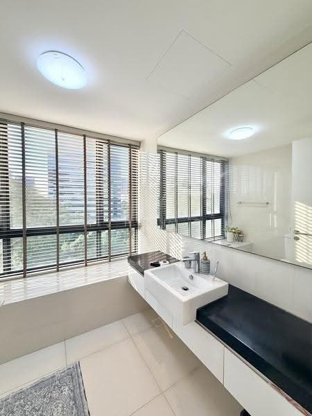 The Interlace, 196 Depot Road, Harbourfront / Telok Blangah, 3 Bedrooms, 2,024 sqft, Condominium For Rent, by TJHAI C. (TJ), 500248803 - Powder Room - PropertyGuru.com.sg