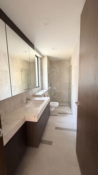 East Coast Avenue, East Coast / Marine Parade, 5 Bedrooms, 5,880 sqft, Terraced House For Rent, by Nancy Ni, 500248809 - Bathroom - PropertyGuru.com.sg