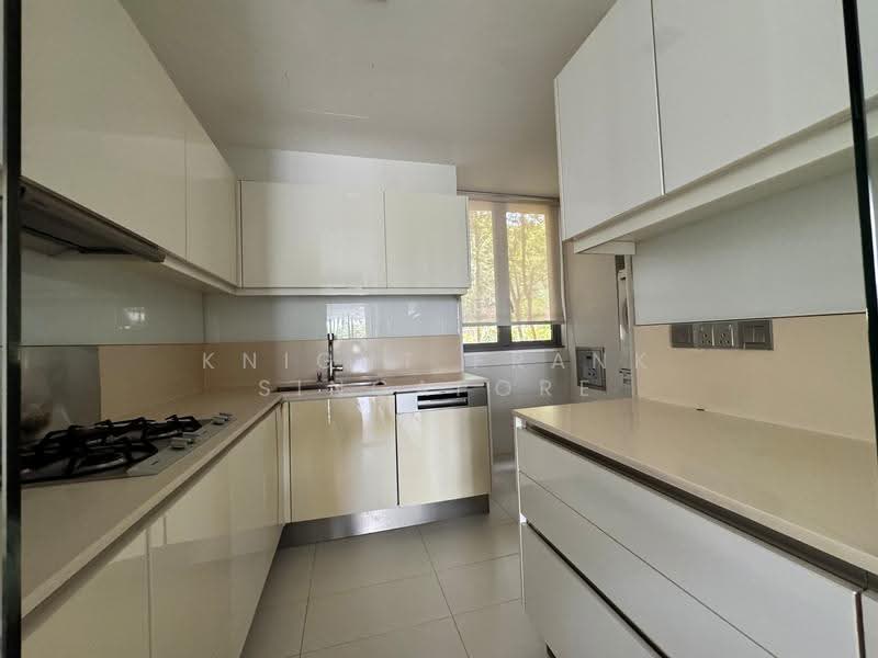 Marina Collection, 13 Cove Drive, Harbourfront / Telok Blangah, 4 Bedrooms, 2,185 sqft, Condominium For Sale, by GWEN LIM, 500248845 - Kitchen - PropertyGuru.com.sg