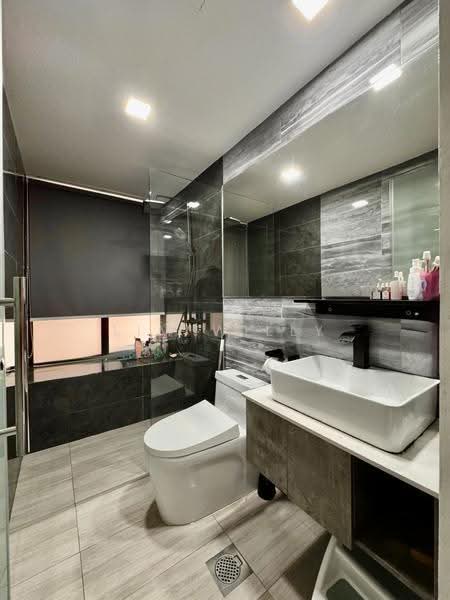 Riz Haven, 193 Jalan Loyang Besar, Changi Airport / Changi Village, 2 Bedrooms, 1,023 sqft, Condominium For Sale, by Lim Willy, 500248851 - Bathroom - PropertyGuru.com.sg