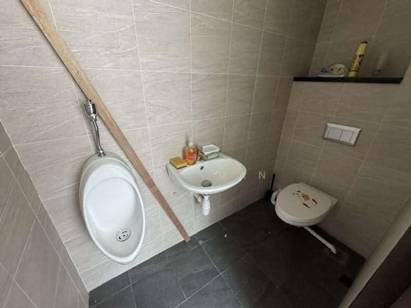 1,087 sqft, 7th floor Unit