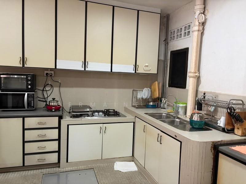 64 JALAN GIRANG, 64, Macpherson / Potong Pasir, 4 Bedrooms, 2,000 sqft, Semi-Detached House For Sale, by Germaine Teo, 500248892 - PropertyGuru.com.sg