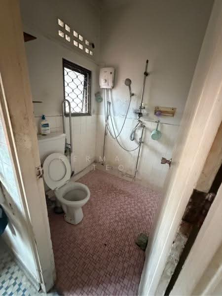 64 JALAN GIRANG, 64, Macpherson / Potong Pasir, 4 Bedrooms, 2,000 sqft, Semi-Detached House For Sale, by Germaine Teo, 500248892 - PropertyGuru.com.sg