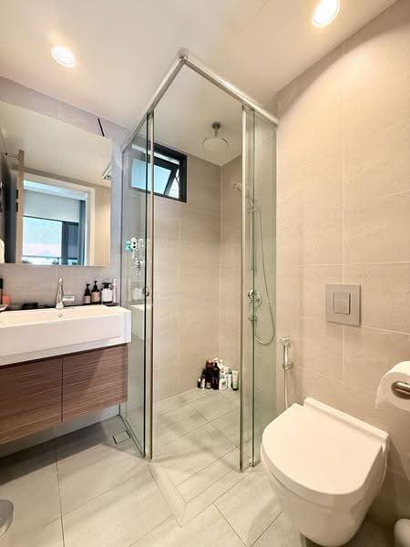 Uptown @ Farrer, 2 Perumal Road Singapore, Farrer Park / Serangoon Rd, 3 Bedrooms, 1,292 sqft, Condominium For Sale, by James Yeo, 500248898 - Bathroom - PropertyGuru.com.sg