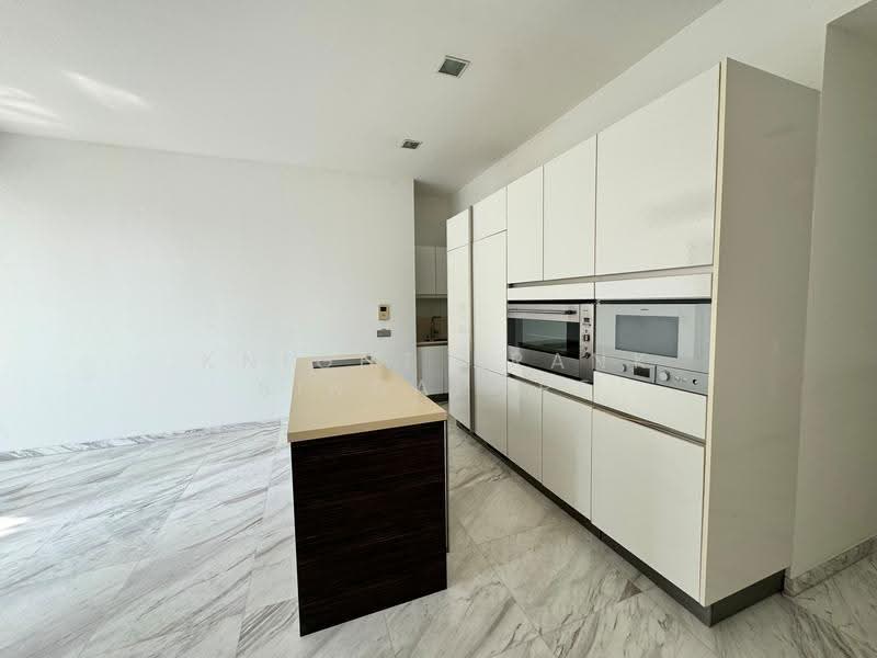 Marina Collection, 17 Cove Drive, Harbourfront / Telok Blangah, 3 Bedrooms, 2,099 sqft, Condominium For Sale, by GWEN LIM, 500248916 - Kitchen - PropertyGuru.com.sg
