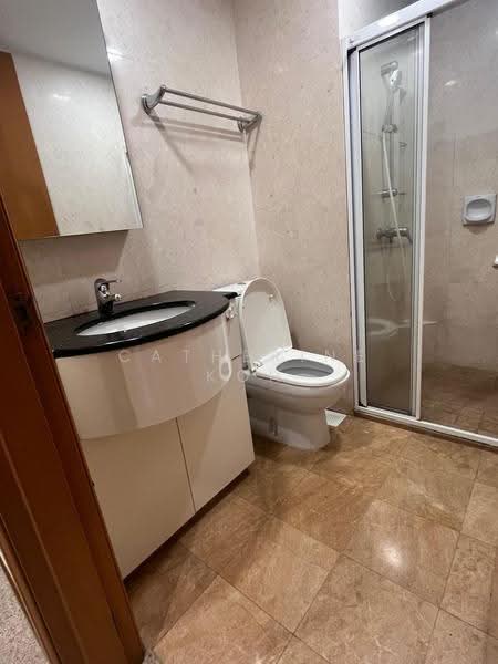 Queens, 10 Stirling Road, Alexandra / Commonwealth, Room Rental, 100 sqft, Condominium For Rent, by Catherine Koh, 500248924 - 0102 Bathroom 1 - PropertyGuru.com.sg