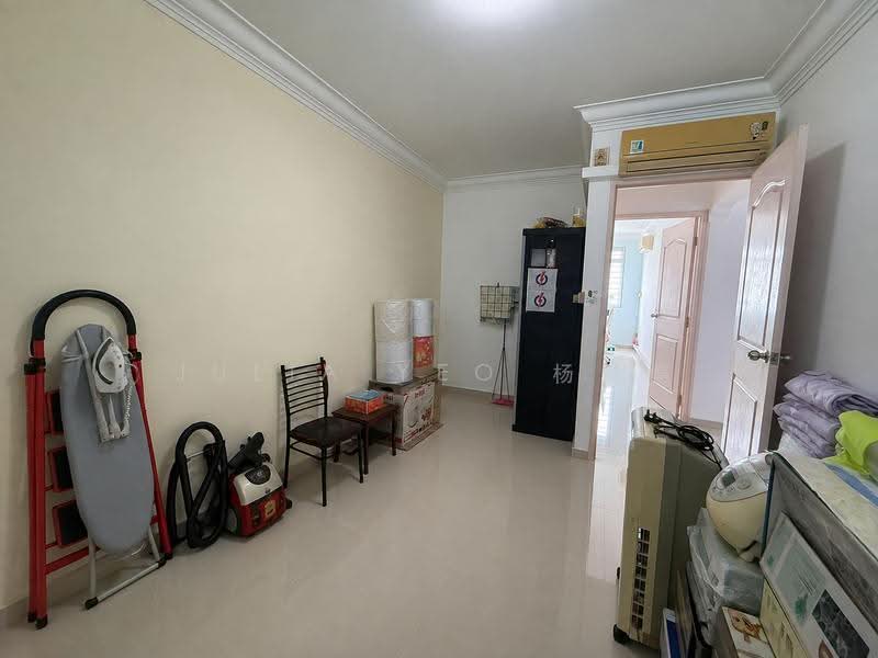 871 Tampines Street 84, 871 Tampines Street 84, Pasir Ris / Tampines, 3 Bedrooms, 1,119 sqft, HDB Flat For Sale, by Julia Yeo 杨舒慧, 500248926 - Living Room - PropertyGuru.com.sg