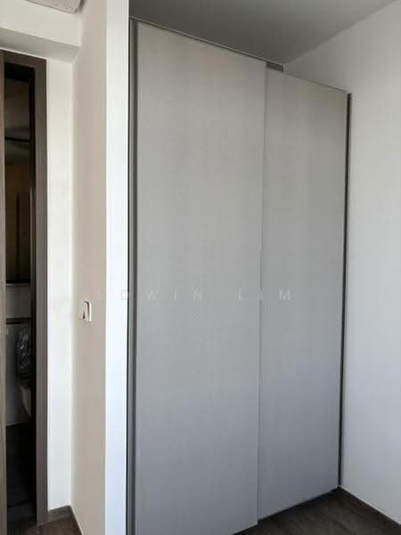 Norwood Grand, Admiralty / Woodlands, 2 Bedrooms, 624 sqft, Condominium For Rent, by Edwin Lim, 500248927 - Bedroom 2 wardrobe - PropertyGuru.com.sg