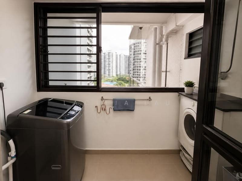 407A Fernvale Road, 407A Fernvale Road, Seletar / Yio Chu Kang, 3 Bedrooms, 1,001 sqft, HDB Flat For Sale, by Lacilia Lau, 500248933 - Balcony - PropertyGuru.com.sg