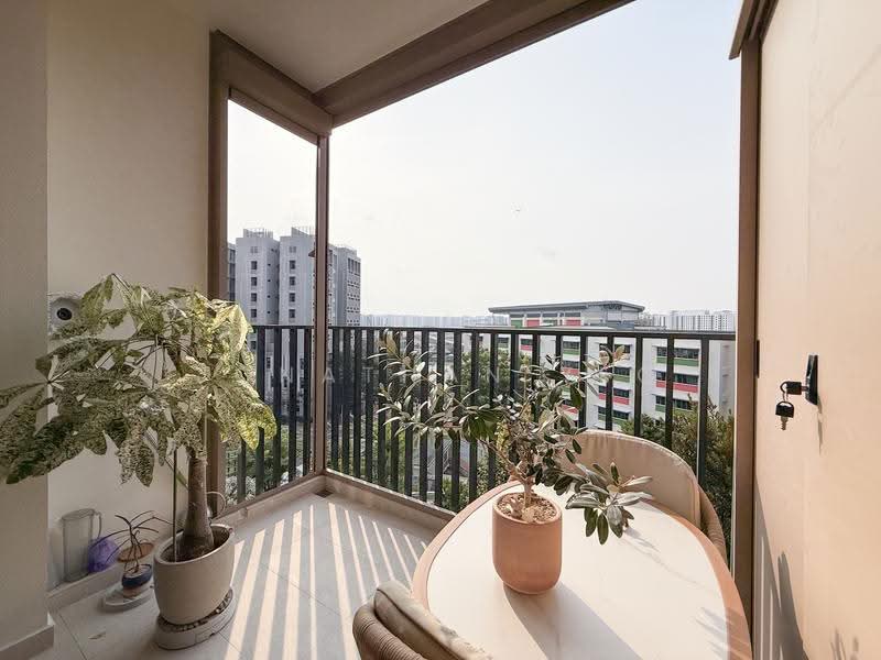 Sengkang Grand Residences, 76 Compassvale Bow, Hougang / Punggol / Sengkang, 3 Bedrooms, 936 sqft, Condominium For Sale, by Jonathan Yeo, 500248937 - Balcony - PropertyGuru.com.sg