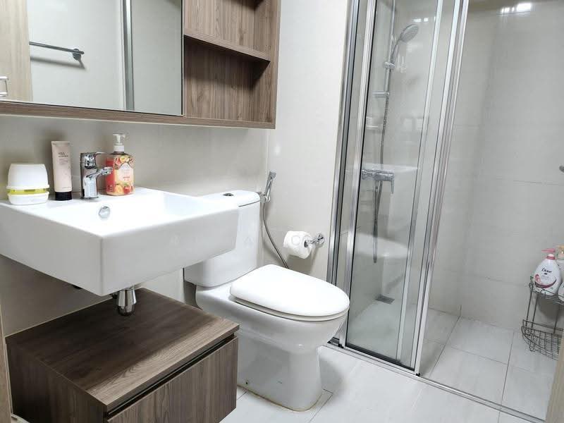Sol Acres, 8 Choa Chu Kang Grove, Dairy Farm / Bukit Panjang / Choa Chu Kang, Room Rental, 110 sqft, Condominium For Rent, by Rina Chia, 500248943 - Bathroom - PropertyGuru.com.sg