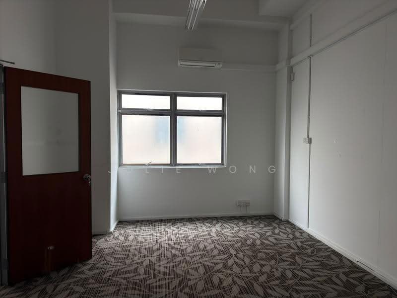 Ubi Centre, 57 Ubi Avenue 1, Eunos / Geylang / Paya Lebar, 1,550 sqft, Light Industrial (B1) For Rent, by Jolie Wong, 500248959 - Interior - CommercialGuru.com.sg