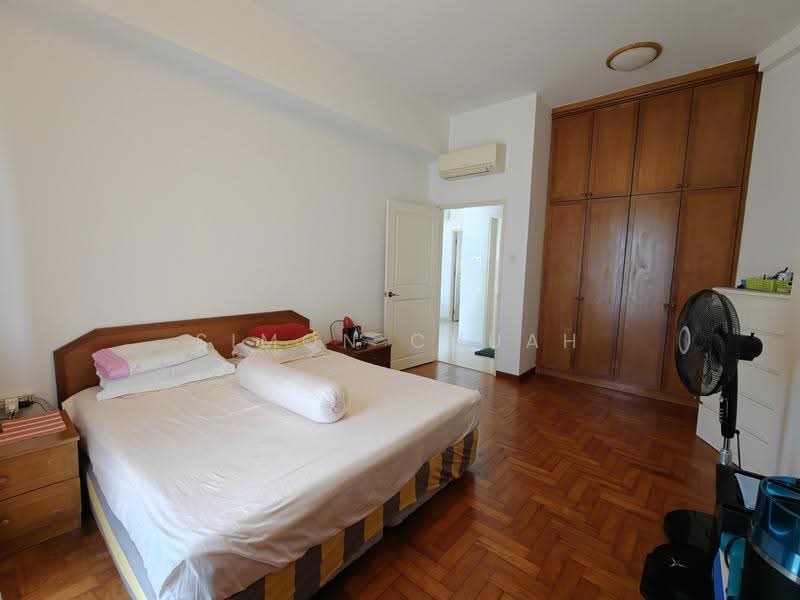 Harbour View Towers, 21 Telok Blangah Drive, Harbourfront / Telok Blangah, 3 Bedrooms, 1,206 sqft, Condominium For Rent, by Simon Chuah, 500248971 - Bedroom - PropertyGuru.com.sg