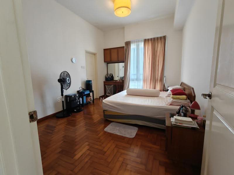 Harbour View Towers, 21 Telok Blangah Drive, Harbourfront / Telok Blangah, 3 Bedrooms, 1,206 sqft, Condominium For Rent, by Simon Chuah, 500248971 - Bedroom - PropertyGuru.com.sg
