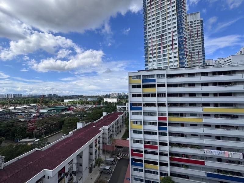 52 Teban Gardens Road, 52 52, Boon Lay / Jurong / Tuas, 3 Bedrooms, 1,302 sqft, HDB Flat For Sale, by Phoebe Ang, 500248972 - PropertyGuru.com.sg