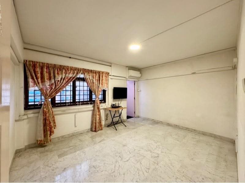 302 Hougang Avenue 5, 302 302, Hougang / Punggol / Sengkang, 3 Bedrooms, 1,108 sqft, HDB Flat For Sale, by Phoebe Ang, 500248975 - PropertyGuru.com.sg