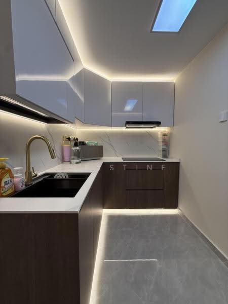 Regent Grove, 50 Choa Chu Kang North 7, Dairy Farm / Bukit Panjang / Choa Chu Kang, Room Rental, 100 sqft, Condominium For Rent, by Christine Nga, 500248985 - Kitchen - PropertyGuru.com.sg