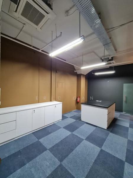 EPL Building, 1100 Lower Delta Road, Alexandra / Commonwealth, 2,700 sqft, Light Industrial (B1) For Rent, by Eric Gan, 500248989 - 2,700 sqft, 3rd floor Unit - CommercialGuru.com.sg