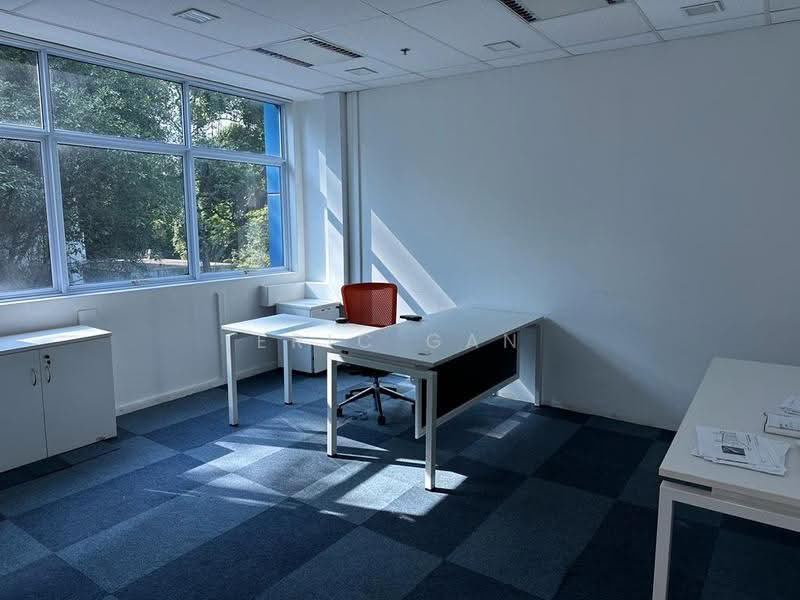 EPL Building, 1100 Lower Delta Road, Alexandra / Commonwealth, 2,700 sqft, Light Industrial (B1) For Rent, by Eric Gan, 500248989 - 2,700 sqft, 3rd floor Unit - CommercialGuru.com.sg