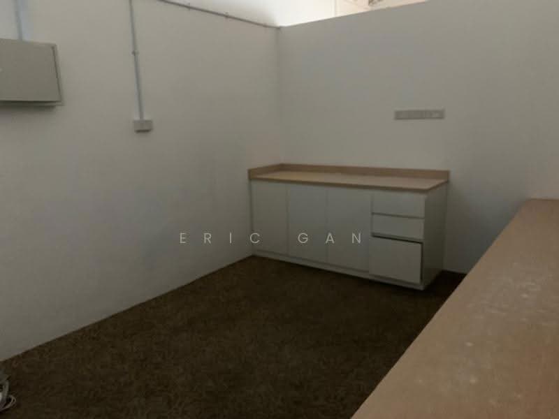 EPL Building, 1100 Lower Delta Road, Alexandra / Commonwealth, 2,700 sqft, Light Industrial (B1) For Rent, by Eric Gan, 500248989 - 2,700 sqft, 3rd floor Unit - CommercialGuru.com.sg