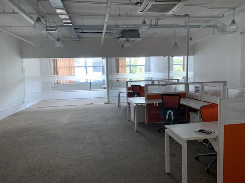 EPL Building, 1100 Lower Delta Road, Alexandra / Commonwealth, 2,700 sqft, Light Industrial (B1) For Rent, by Eric Gan, 500248989 - 2,700 sqft, 3rd floor Unit - CommercialGuru.com.sg