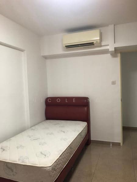 184B Rivervale Crescent, 184B Rivervale Crescent, Hougang / Punggol / Sengkang, 3 Bedrooms, 1,184 sqft, HDB Flat For Rent, by Nicole Ng, 500248993 - Bedroom - PropertyGuru.com.sg