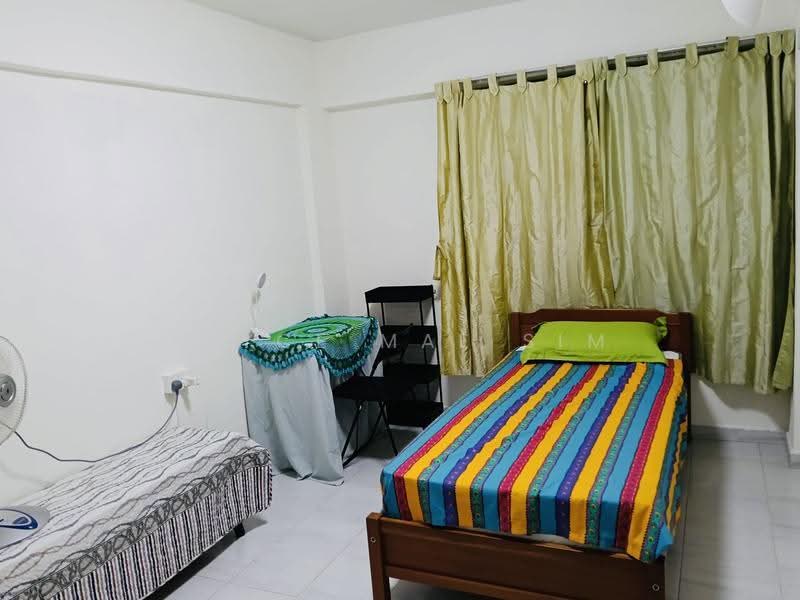 841 Tampines Street 83, 841 Tampines Street 83, Pasir Ris / Tampines, Room Rental, 130 sqft, HDB Flat For Rent, by Joyce Mae Sim, 500249005 - Common bedroom - PropertyGuru.com.sg