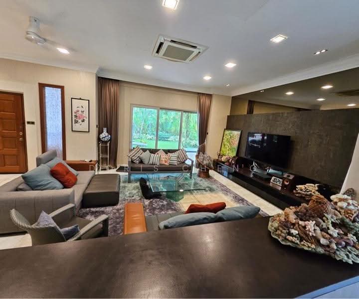 Cheng Soon Semid near Beauty World Mrt, Pei Hwa, Clementi Park / Upper Bukit Timah, 5 Bedrooms, 4,000 sqft, Semi-Detached House For Sale, by Doris Cheng, 500249010 - PropertyGuru.com.sg